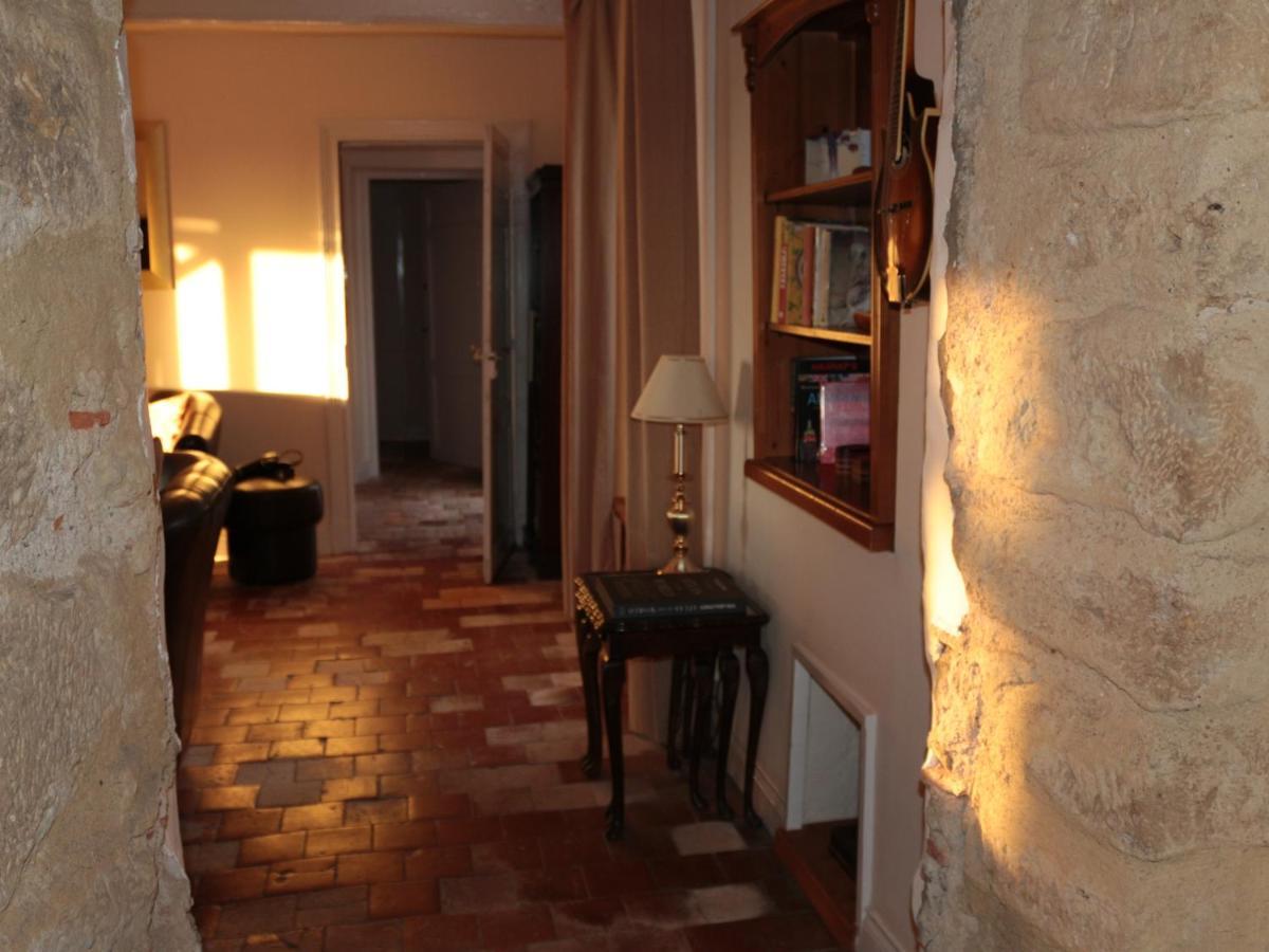 Bed and Breakfast Ancienne Ecole Cazaux-Villecomtal Zewnętrze zdjęcie