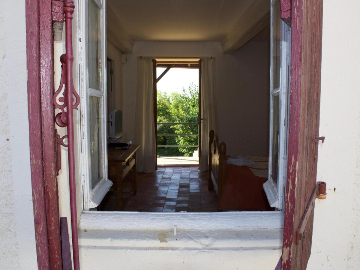 Bed and Breakfast Ancienne Ecole Cazaux-Villecomtal Zewnętrze zdjęcie